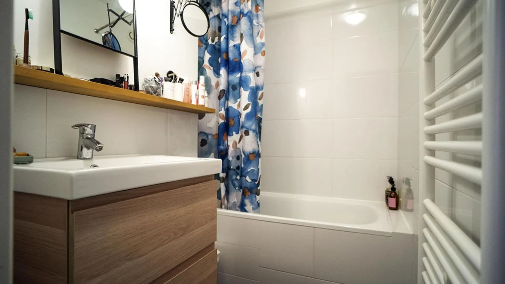Pretty 36 M Near Buttes-chaumont Apartment Paris