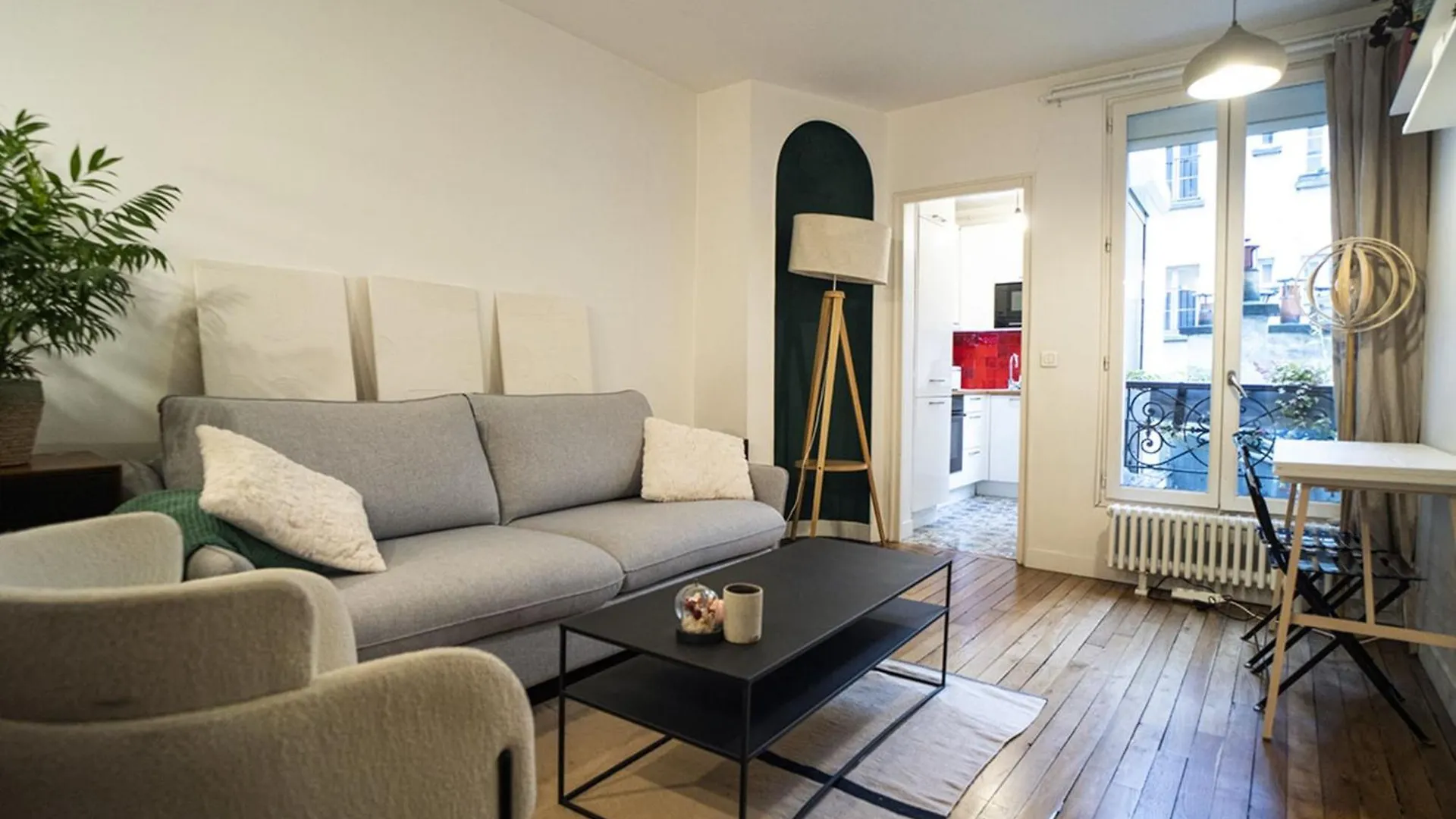 Pretty 36 M Near Buttes-chaumont Apartment Paris